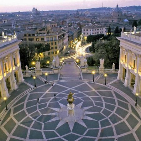 Interno 1 Ciampino Roma Luxury Apartment Con Balcone エクステリア 写真