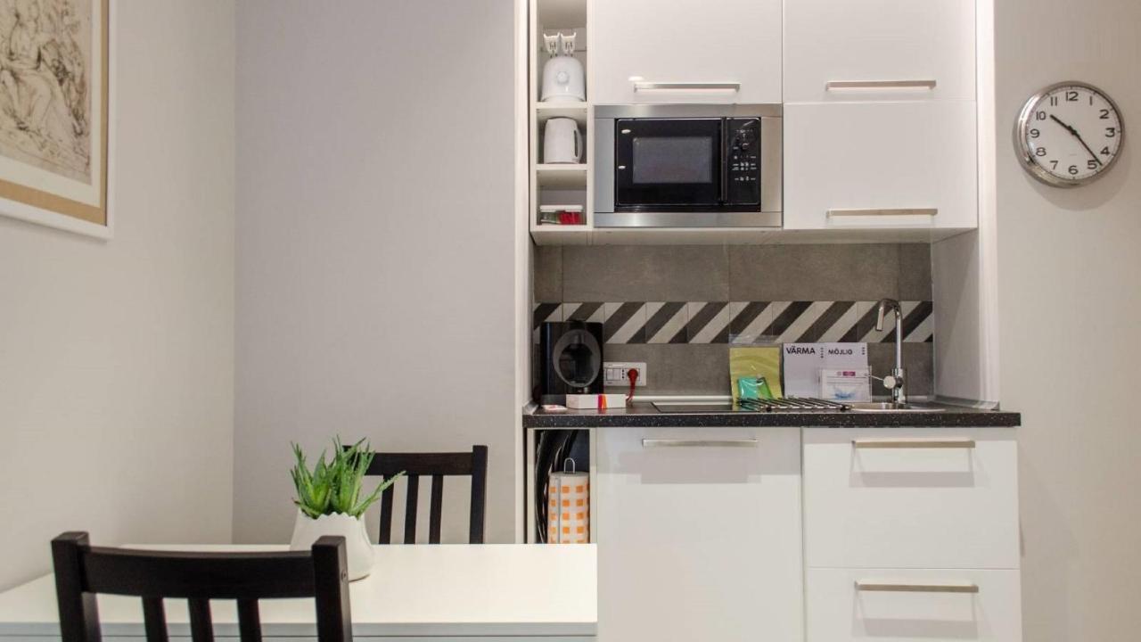 Interno 1 Ciampino Roma Luxury Apartment Con Balcone エクステリア 写真