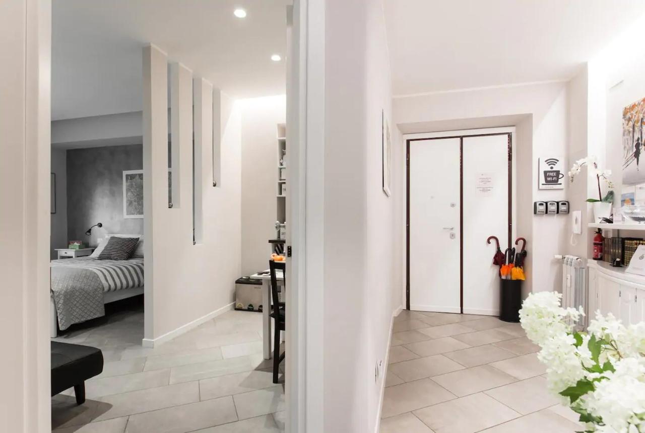 Interno 1 Ciampino Roma Luxury Apartment Con Balcone エクステリア 写真