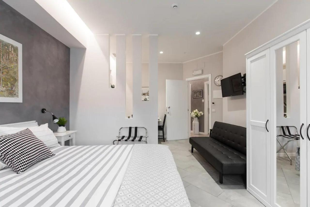 Interno 1 Ciampino Roma Luxury Apartment Con Balcone エクステリア 写真