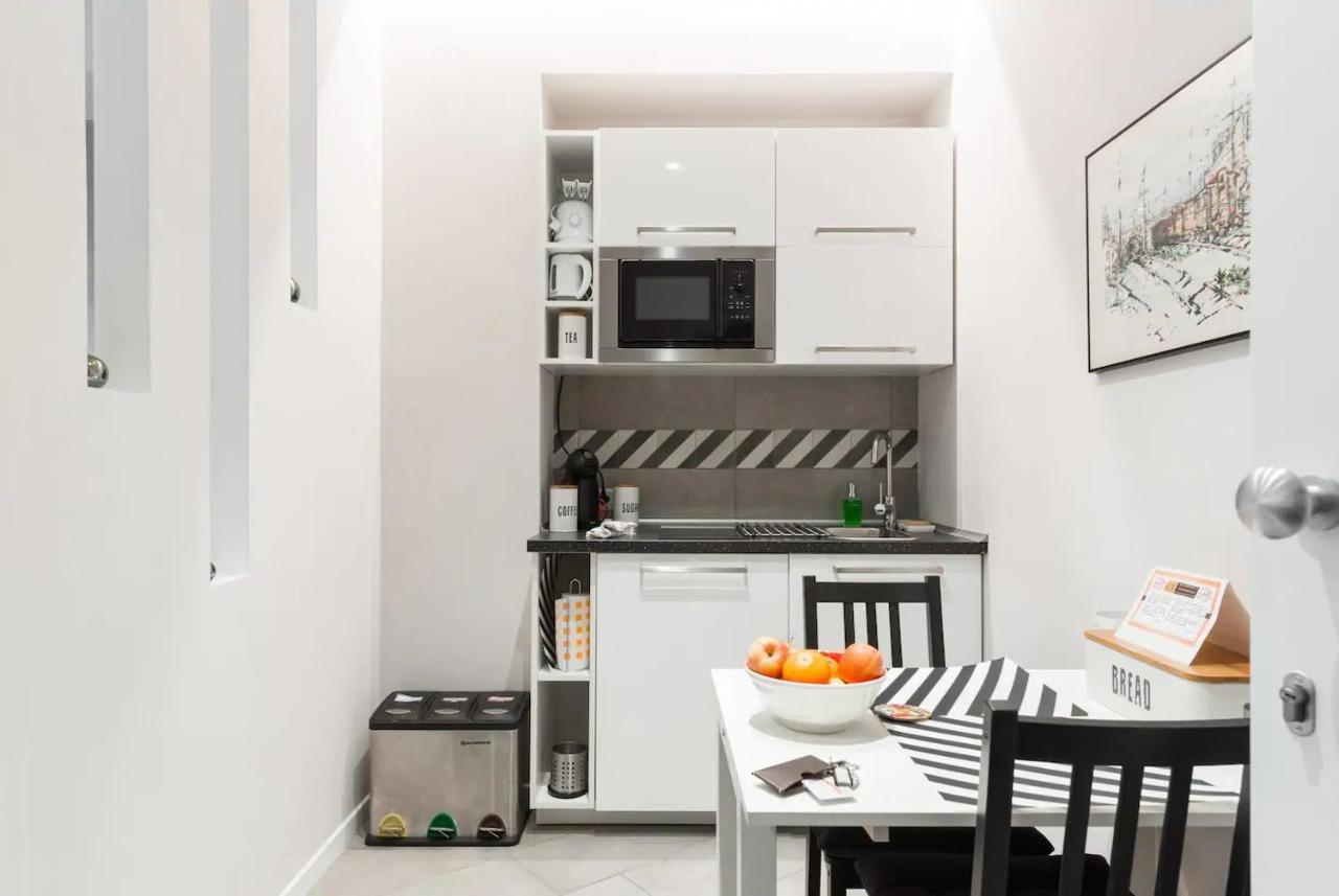 Interno 1 Ciampino Roma Luxury Apartment Con Balcone エクステリア 写真